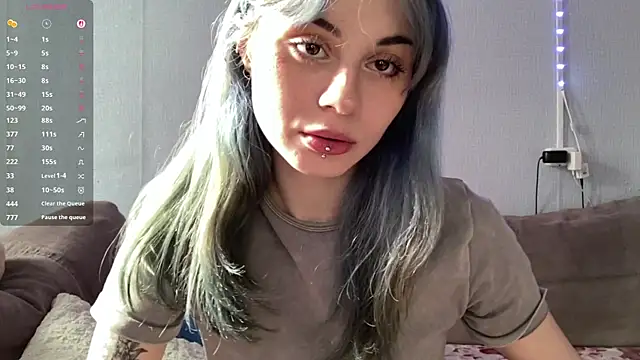 Emmibrilson online show from 25, 4, 2026