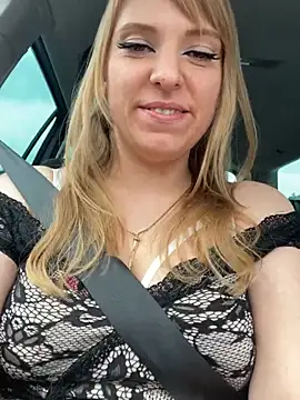 Snapshot of TiffyRose chatting on 15, 3, 2026 TiffyRose online show from 15, 3, 2026