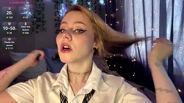 ZyrelihVayne online show from 11, 3, 2026