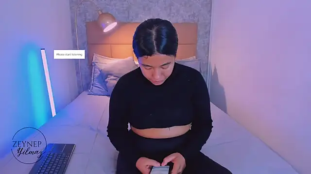 ZeynepYilmaz online show from 21, 4, 2026