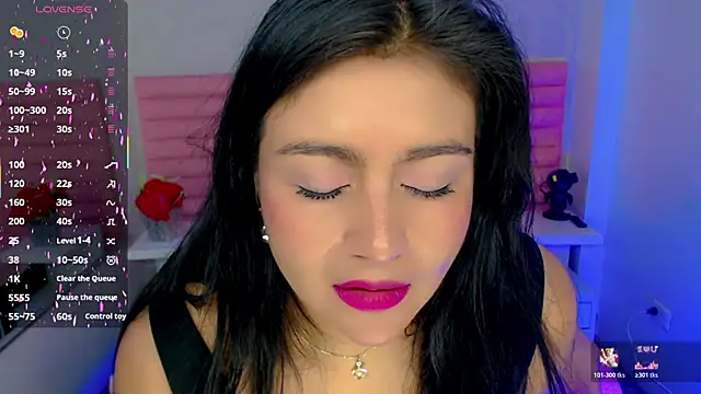 scarleth whisper online show from 25, 3, 2026