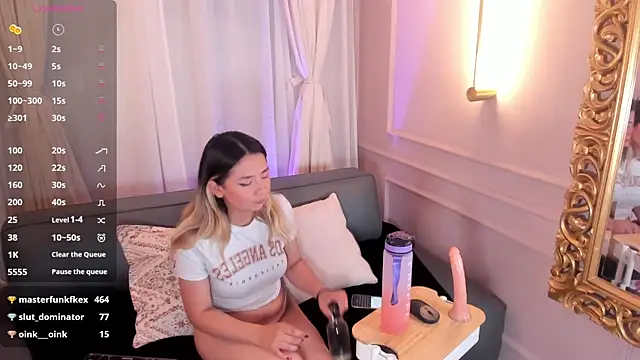 Baby foxx online show from 23, 4, 2026