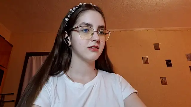 Katelemon online show from 8, 3, 2026