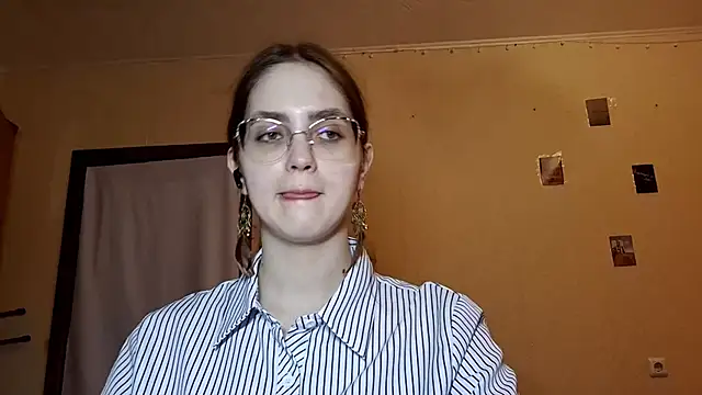 Katelemon online show from 19, 4, 2026