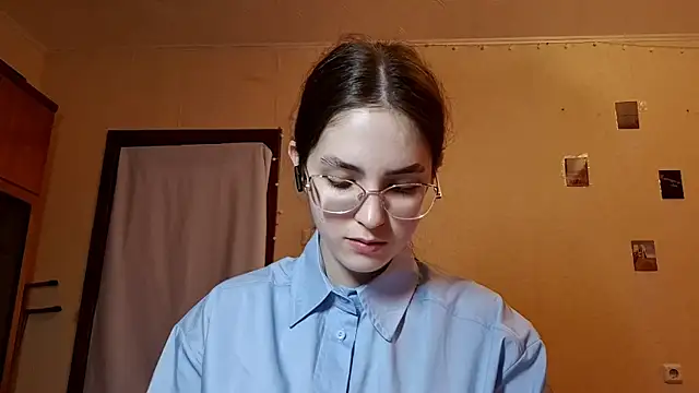 Katelemon online show from 20, 4, 2026