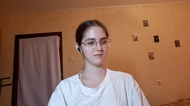 Katelemon online show from 8, 6, 2026
