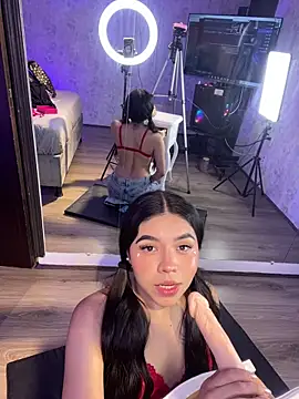 Snapshot of Ambarina_ chatting on 30, 4, 2026 Ambarina online show from 30, 4, 2026