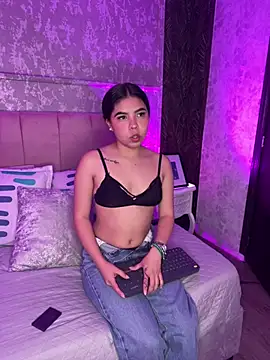 Snapshot of Ambarina_ chatting on 8, 5, 2026 Ambarina online show from 8, 5, 2026