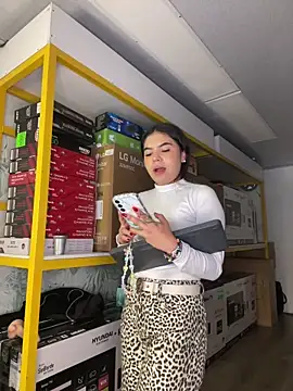 Snapshot of Ambarina_ chatting on 12, 5, 2026 Ambarina online show from 12, 5, 2026
