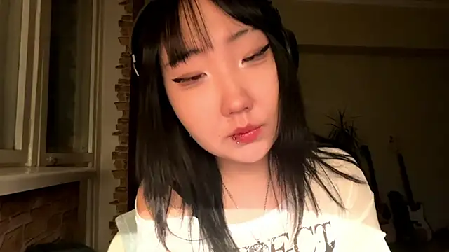 Yunananaa online show from 5, 3, 2026