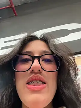 susi chimm online show from 21, 4, 2026