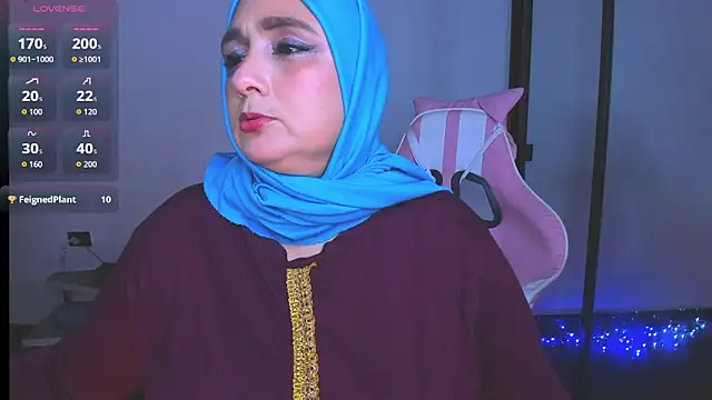 HijabiMilff online show from 11, 6, 2026
