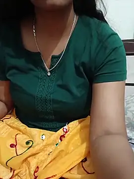 Queenlipx online show from 6, 3, 2026