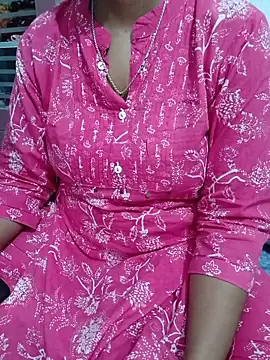 Queenlipx online show from 7, 3, 2026