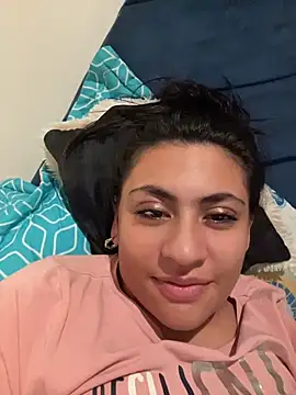 Snapshot of celeste_z chatting on 5, 7, 2026 celeste z online show from 5, 7, 2026