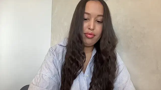 Snapshot of Dana_005 chatting on 7, 6, 2026 Dana 005 online show from 7, 6, 2026