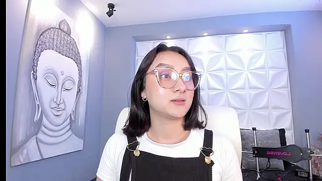 EXTRAHORNYNINA online show from 10, 3, 2026