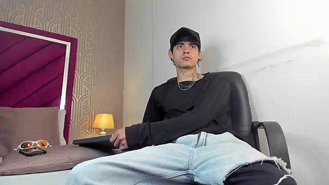 Dominic Foxx online show from 13, 3, 2026