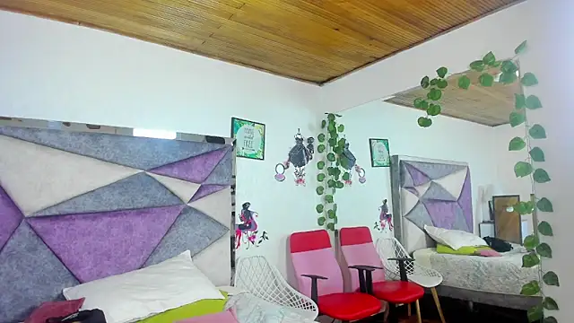 JennieRider online show from 6, 4, 2026