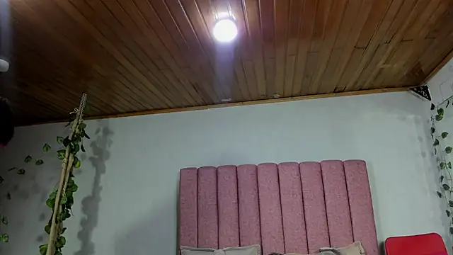 JennieRider online show from 25, 7, 2026