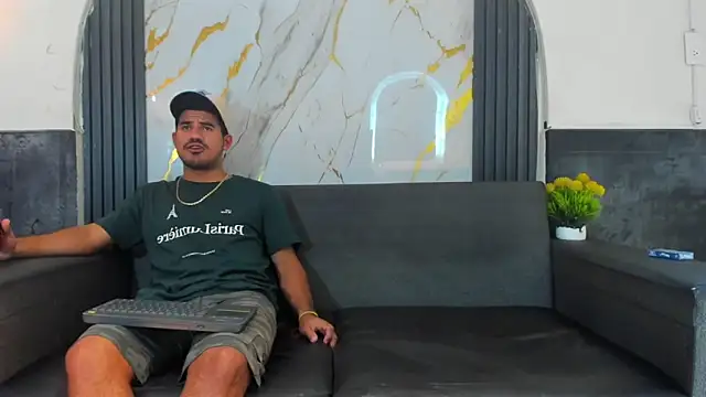 Latins on fire online show from 19, 4, 2026