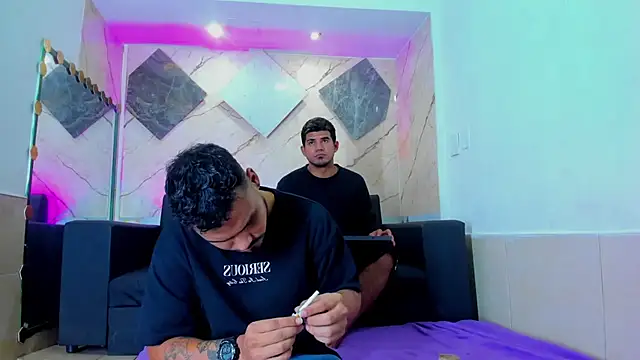 Latins on fire online show from 23, 4, 2026