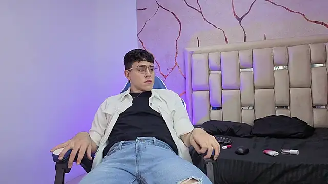 IanBlake  online show from 12, 3, 2026