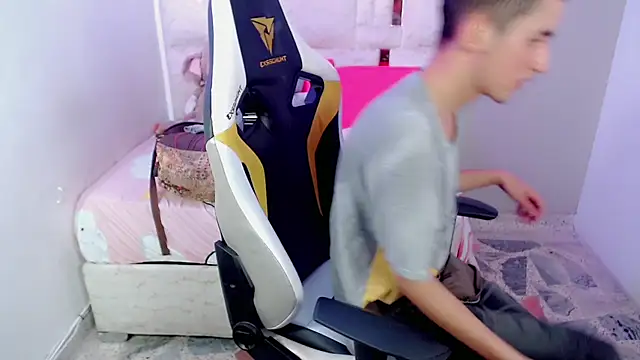 Houston bby  online show from 13, 3, 2026