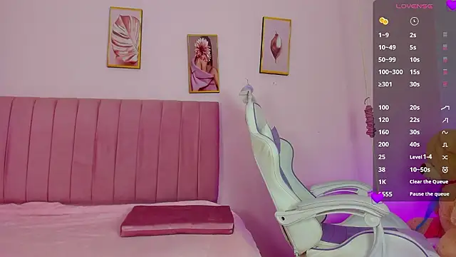 Zoow bluussh online show from 30, 3, 2026