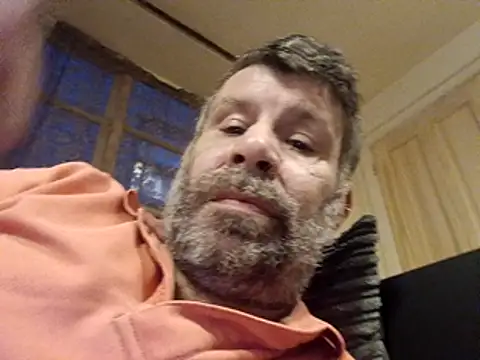 stud2512 online show from 18, 4, 2026