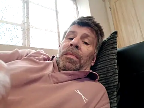 stud2512 online show from 21, 4, 2026