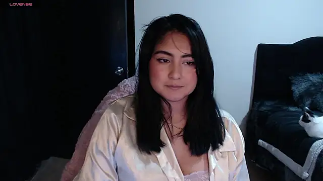 zakura ania online show from 11, 3, 2026