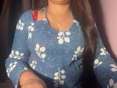 Avneet kaurr1 online show from 17, 6, 2026
