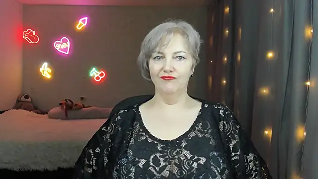 Mary-Leee online show from 18, 4, 2026