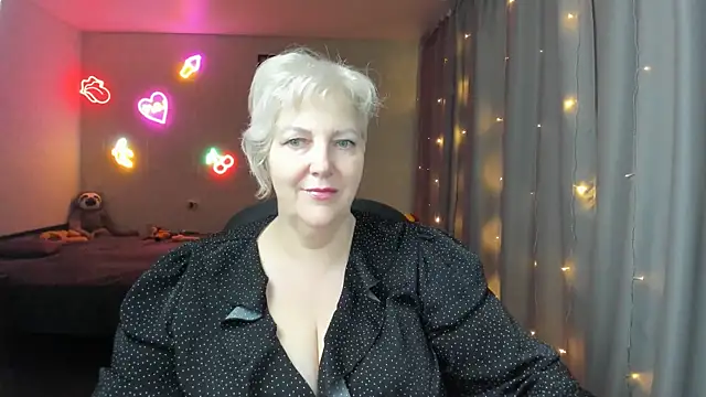 Mary-Leee online show from 3, 6, 2026