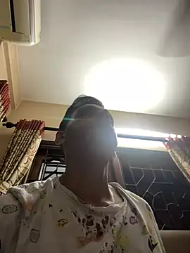 online4u08 online show from 19, 4, 2026