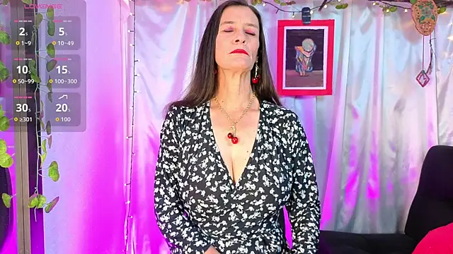 LeanaMaturee online show from 18, 4, 2026