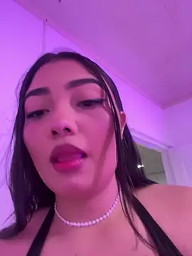 ArianaRougee online show from 30, 7, 2026