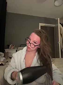 Bellesweett online show from 7, 4, 2026