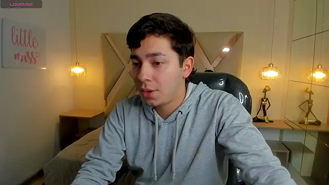 Julian Smith21 online show from 15, 3, 2026