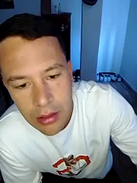 Snapshot of Ferrandiz23 chatting on 4, 3, 2026 Ferrandiz23 online show from 4, 3, 2026