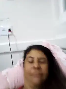 Snapshot of aquarianamascarada17 chatting on 4, 3, 2026 aquarianamascarada17 online show from 4, 3, 2026