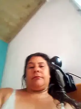 Snapshot of aquarianamascarada17 chatting on 4, 3, 2026 aquarianamascarada17 online show from 4, 3, 2026