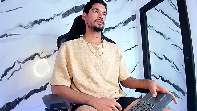 Snapshot of CarlosHotVibes chatting on 12, 3, 2026 CarlosHotVibes online show from 12, 3, 2026