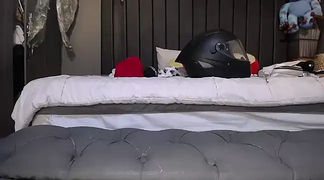 dirty 27cms online show from 22, 3, 2025