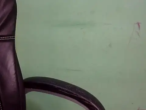 cute momo love online show from 8, 4, 2026