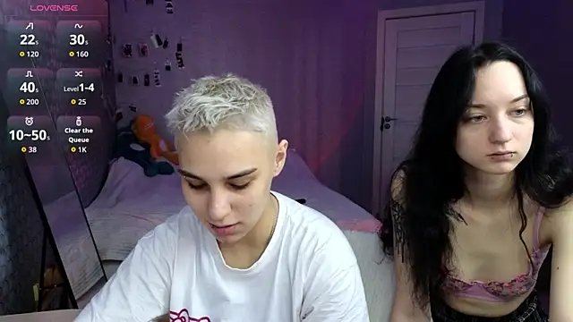 LuxuryLoverss online show from 27, 4, 2026