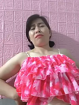 juicy-milu online show from 26, 6, 2026
