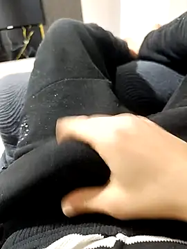 KADINDELISI34 online show from 3, 3, 2026