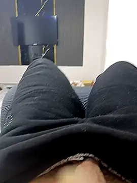 KADINDELISI34 online show from 5, 3, 2026